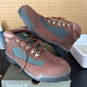 Timberland Field Boots brn/grn mid-cut size 9.5